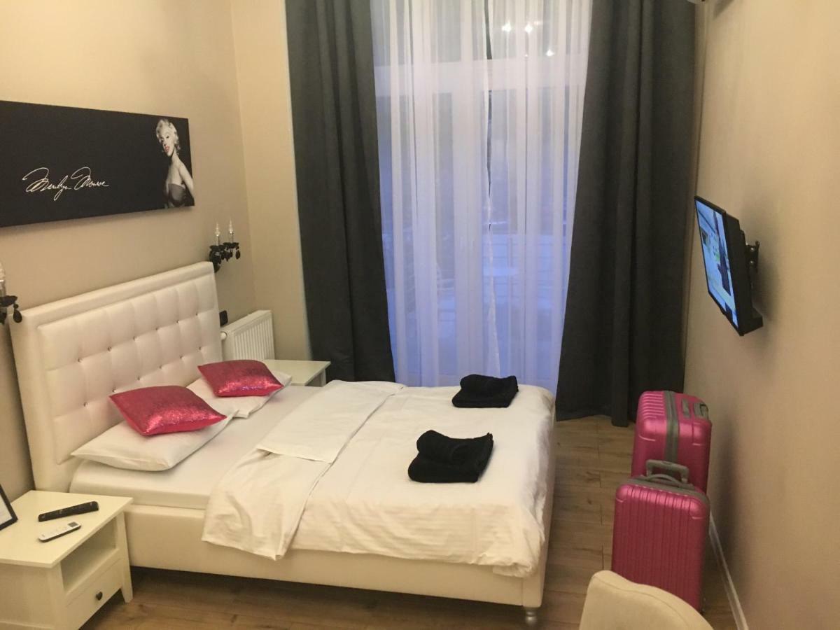 Apart Promenada Gwiazd مينززدرويه المظهر الخارجي الصورة